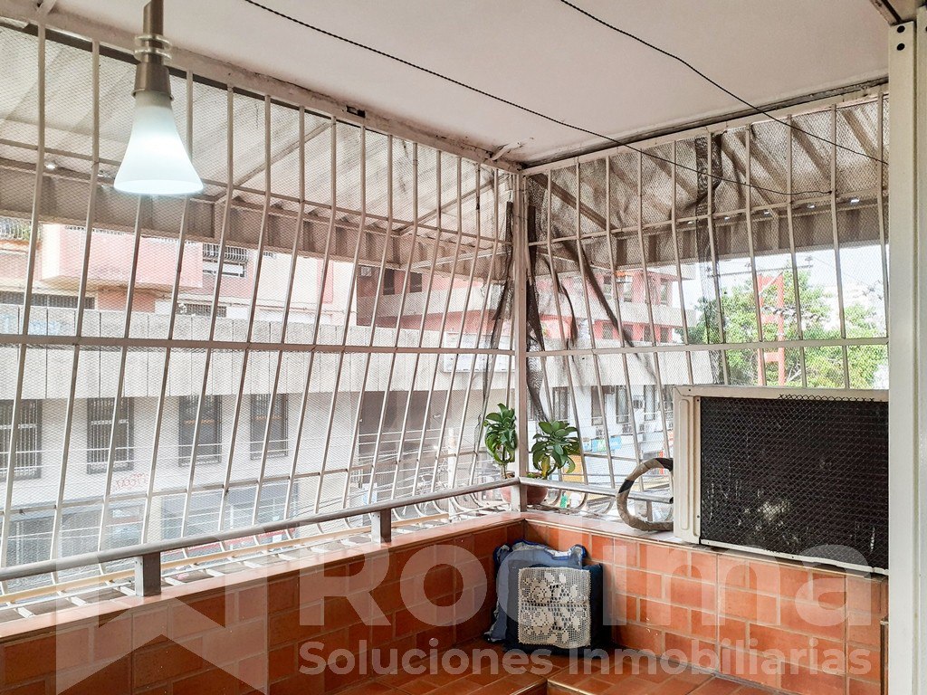 Apartamento en Centro de Maracay, piso bajo y conectado a pozo